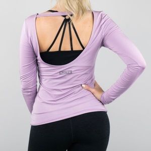 Alphalete modal open-back long sleeve shirt. 💜